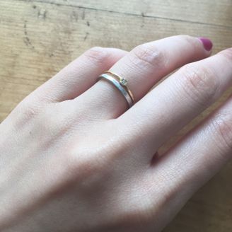 【指輪工房 ケルヒ  KELLCH】の口コミ 主人とお揃いのシンプルなデザインにしました。使っているうちに着くキズも...