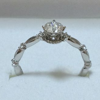 【１／ｆ エフブンノイチ】の口コミ ネットや銀座のブライダルリングのお店を沢山まわって、やっと自分の気にい...