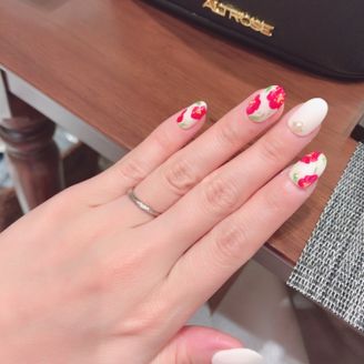 【et.lu(エトル)】の口コミ 指輪はリングが細いもので、シンプルなものと決めていました。指輪細く見せ...