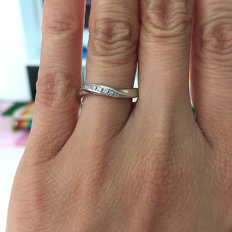 【１／ｆ エフブンノイチ】の口コミ シンプルかつ可愛いと思った。歳を取っても飽きないデザインのものを探して...