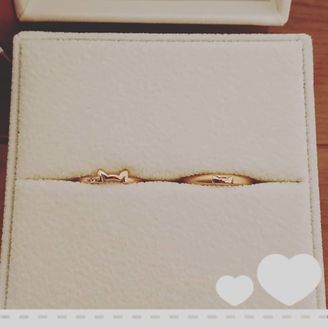 【AFFLUX(アフラックス)】の口コミ ひとめぼれです。普段使いしやすいデザインのものを探していたところ、ゼク...