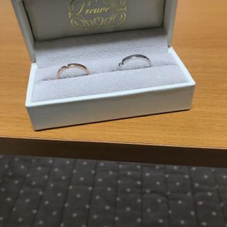【丸啓(マルケイ)】の口コミ 指輪の決め手はデザインです。
デザインはシンプルで、どのようなシチュエ...