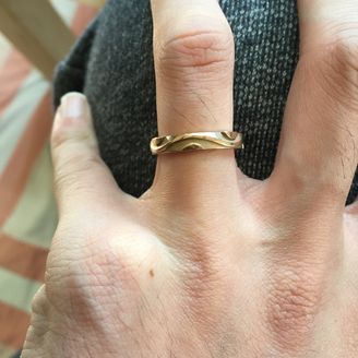 【俄(にわか)】の口コミ 二人とも和のイメージを連想する指輪を探していたところに雑誌で見かけて、...