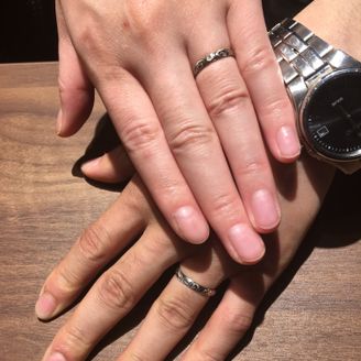 【Weliana(ウェリアナ)】の口コミ 少しデザインの入った結婚指輪にしようと前々から思ってましたので、自分も...