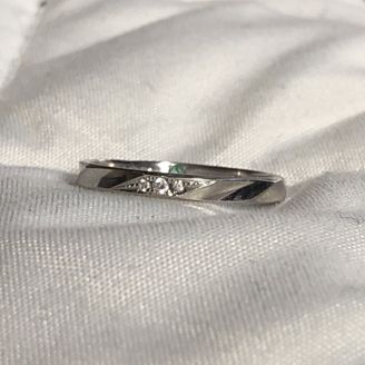 【リューツウ】の口コミ 夫の仕事柄、壊れたり変形することを危惧し丈夫なものを探していました。
...