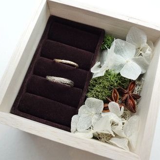 【DONO by AI KOMORI】の口コミ 婚約指輪を作った際、とても気に入ったので、結婚指輪もこちらにお願いする...