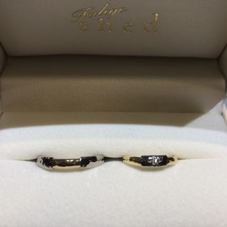 【Fuligoshed(フーリゴシェド)】の口コミ 1番はお互いの指輪の一部をシャッフルして、一つの指輪にするコンセプトと...