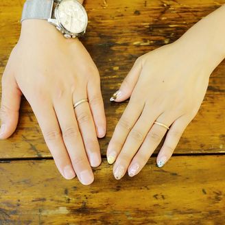 【Lovignette(ラヴィネット)】の口コミ シンプルだけど個性的なデザインでいて、既製品でない一つだけの指輪を探し...