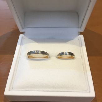 【SOPHY(ソフィ)】の口コミ シンプルなデザインの指輪が良いなと思っていました。シルバーの指輪をいろ...