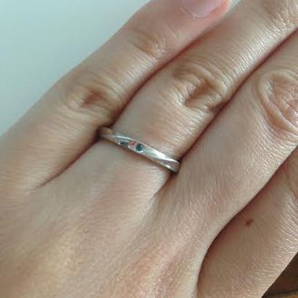 【FIRST DIAMOND(ファーストダイヤモンド)】の口コミ 全てオーダーメイドで作れるところが決め手で購入しました。
幅の細い、一...