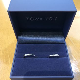【TOWAIYOU(トワイユ)】の口コミ 以前から指輪のデザインはウェーブで決めていたんですが、実際はめてみてス...