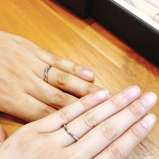 【atelier ROE(アトリエロエ)】の口コミ 石を入れたいと思っていましたがシンプルの良さを実感しました。結婚指輪は...
