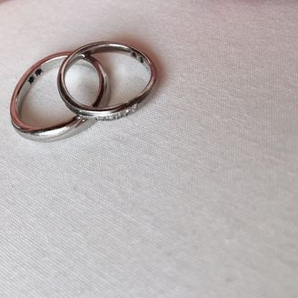 【L・U・ V by THE KISS】の口コミ 指輪の太さで意見が分かれてしまい迷いましたが細過ぎず太過ぎずないものが...