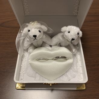 【EYE JEWELRY UMAKI(アイジュエリー ウマキ)】の口コミ 何店舗か周り、アイジュエリーウマキに決めました。気に入ったデザインがあ...