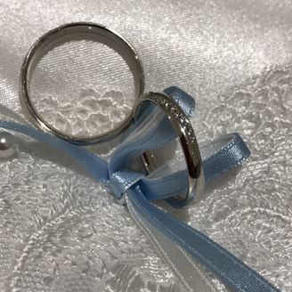 【PILOT BRIDAL(パイロットブライダル)】の口コミ なんと言っても着け心地です........表面も内側も
とてもなめらか...