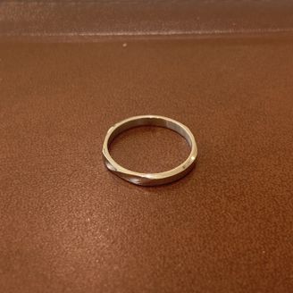 【L'or(ロル)】の口コミ 他の指輪と比較した時に指輪の色が綺麗だったのが購入の決め手になりました...