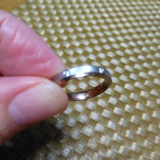 【LANVIN(ランバン)】の口コミ プラチナだけだと色味が足りないと思ったので、裏がゴールドのコンビがいい...