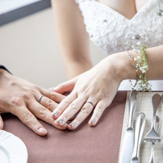 【fe-fe(フェフェ)】の口コミ 結婚式間近まで指輪が決まらず、お互いあまりこだわりも無かったのですが、...