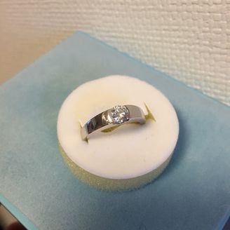 【MAUBOUSSIN(モーブッサン)】の口コミ 目立ちすぎず、地味すぎない絶妙なデザイン！年齢的にもあまり可愛らしいも...