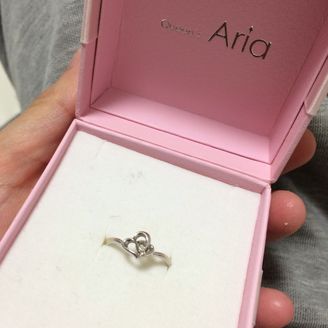 【Queen's Aria】の口コミ 予算もあったので、予算を基準に指輪の価格から、指輪のデザインで決まりま...