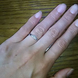 【SOPHY(ソフィ)】の口コミ シンプルで良かったです。お値段もお手頃。婚約指輪にはもちろん、結婚指輪...