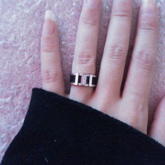 【BLESS】の口コミ 私が高校生の時に友達と出かけた時にみつけたアクセサリーshopで、この...