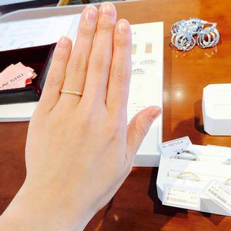 【CAFERING(カフェリング)】の口コミ 細身のゴールドの指輪にしたくて、ネットなどで色々と探していましたがなか...