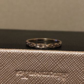 【VERITE(ベリテ)】の口コミ 普段使い出来る指輪が良くて、シルバーよりゴールド系が好み。ピンクゴール...