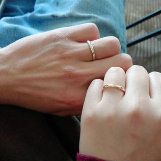 【Preuve(プルーヴ)】の口コミ シンプルで中央にダイヤが入っている指輪が良くて探していたところ、価格も...