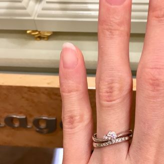 【Quand de Mariage(クワンドゥマリアージュ)】の口コミ リングデザインは300種類あるとのことで、自由にセミオーダー出来る点が...