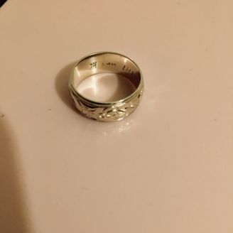 【Wailea(ワイレア)】の口コミ 2人ともウミガメが大好きなので、迷わずホヌのデザインにしました。裏に彫...