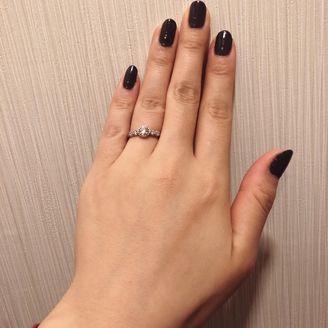 【Sustaina(サスティナ)】の口コミ ダイヤの周りにミル打ちされていて、ホームページ上で写真を見たときは、派...