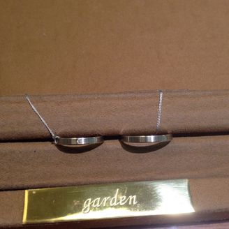 【Gabi Tolkowsky(ガビ・トルコフスキー)】の口コミ デザインがシンプルで普段使いできそうなところが気に入りました！！
つけ...