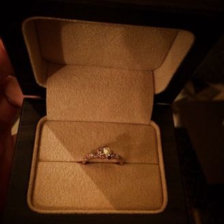 【ISLANDS(アイランズ)】の口コミ ハワイが大好きなので、ハワイアンジュエリーの婚約、結婚指輪を購入すると...