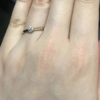 【SHINCA(シンカ)】の口コミ 合成ダイヤモンドがついた指輪で、お値段も比較的安く見た目にはダイヤモン...