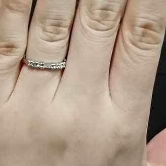 【ADAM(アダン)】の口コミ 指輪のデザインは高級ブランドの既製品をモチーフにしました。しかし母の指...