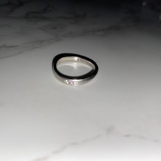 【JEWELRY  KAMATA(ジュエリーかまた)】の口コミ プラチナリングで、オーダーメイドで頼めるので作ってもらいました！ダイヤ...