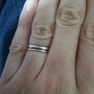 【SCARABE(スカラベ)】の口コミ 当初の希望としては、ティファニーの結婚指輪を考えていました。
でも、結...