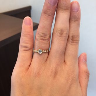 【Princesse(プランセス)】の口コミ 最初何を選んで良いかわからずプラチナのシンプルな婚約指輪をみていたけど...