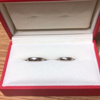 【REGALO(レガロ)】の口コミ シンプルで大人の上品さに包まれたデザインで
シックな物を探していたので...