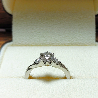 【Sustaina(サスティナ)】の口コミ いろんなサイトを見てきましたが、サスティナさんのデザインに一目惚れでし...