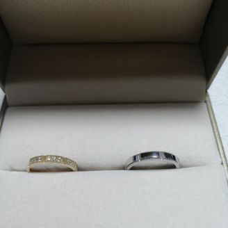 【CHOUCHOUNA(シュシュナ)】の口コミ 夫婦2人とも仕事柄、普段から常に指輪を着用するのが難しいこともあり、シ...