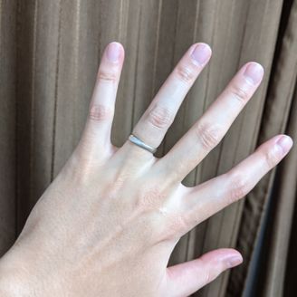 【LiAnge(リアンジェ)】の口コミ 基本的には価格から絞り、様々なブランドの指輪を見ましたが、男性ものはシ...