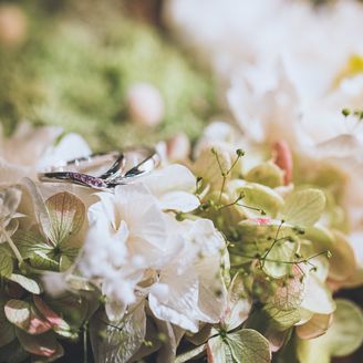 【俄(にわか)】の口コミ 【初桜】は、４つの素材から選択でき、石もホワイトダイヤモンドやピンクサ...