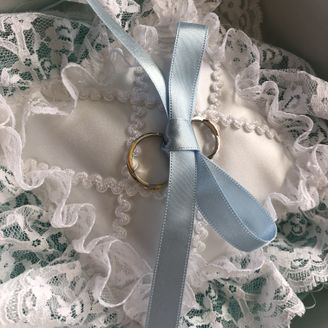 【Le futur(ルフチュール)】の口コミ 見た瞬間これだ！と2人で思い購入を決めました。店員さんもとっても親身に...