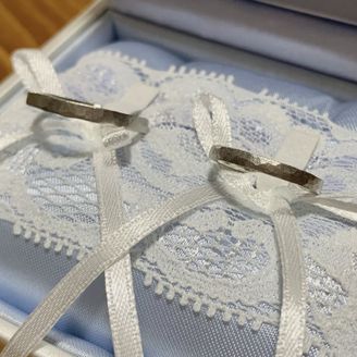 【指輪工房 ケルヒ  KELLCH】の口コミ 自分たちで手作りできるところが決め手でした！
インスタグラムで検索した...