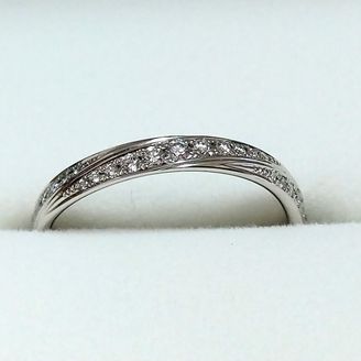 【PILOT BRIDAL(パイロットブライダル)】の口コミ つけ心地重視の方におすすめです！
指輪を選び始めたときはなにもわからず...