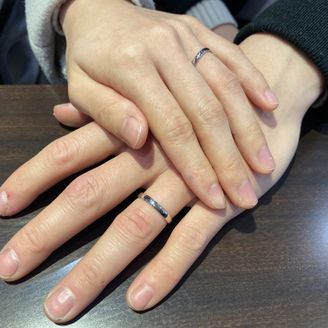 【俄(にわか)】の口コミ シンプルなストレート
リングはプラチナです。
シンプルでいつでも付けれ...