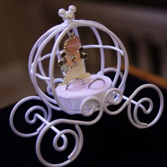 【安心堂】の口コミ シンプルで飽きのこないものを探していたところ、安心堂のこのデザインに出...