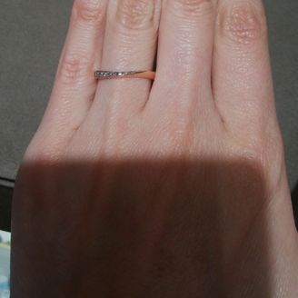 【Preuve(プルーヴ)】の口コミ 流れるようなウェーブラインで、指が細く長く見えるデザインで気に入りまし...